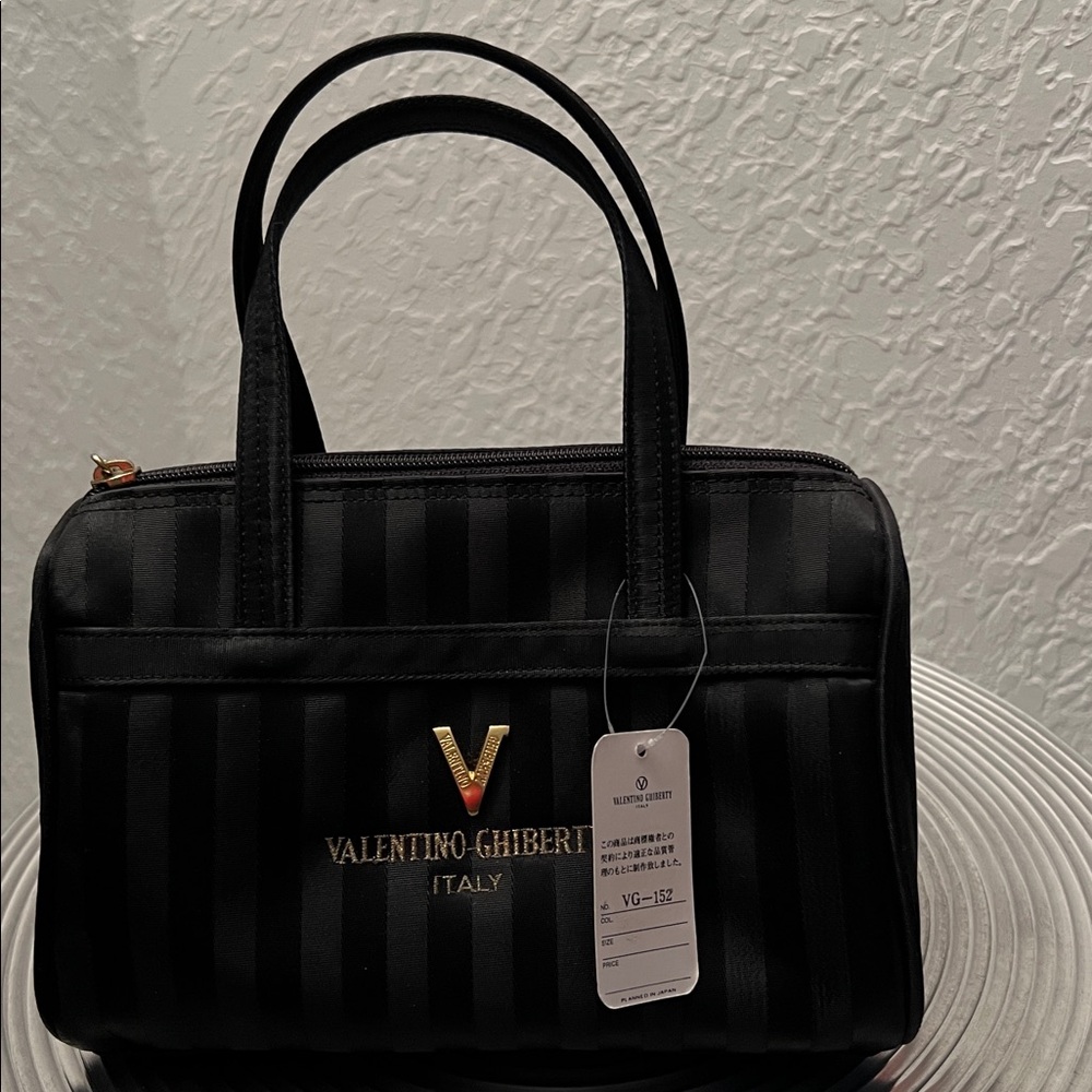 VALENTINO GHIBERTY ITALY RARE NWT VINTAGE BLACK COSMETIC BAG WITH COSMETICS - Picture 14 of 16